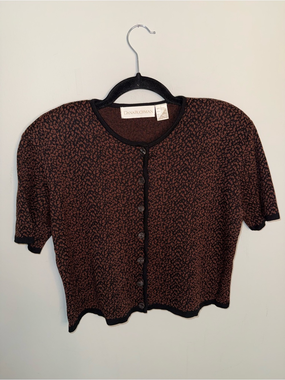 80’s Sweater Short Sleeves Wooden Button Detail